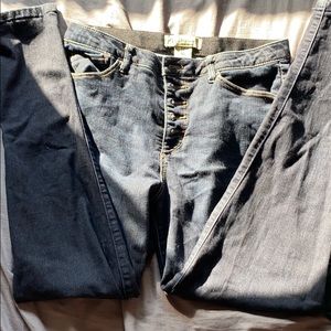 Democracy Skinny Jeans.